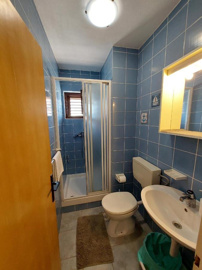 Apartmani Rahela Vodice Esterno foto