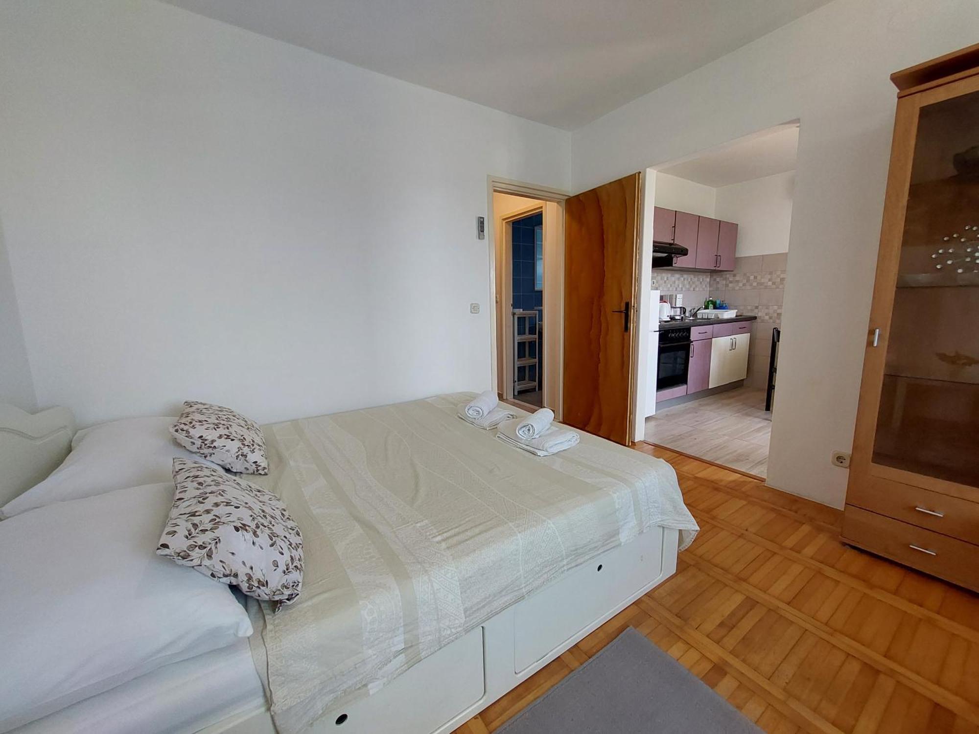 Apartmani Rahela Vodice Esterno foto